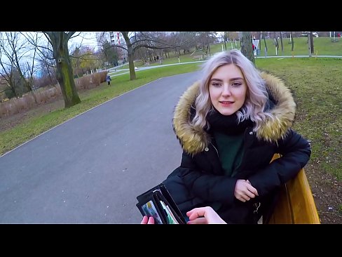 ❤️ Înghite sperma fierbinte a unui străin pentru bani - muie în parc de Eva Elfie ❤❌ at us ❌️❤